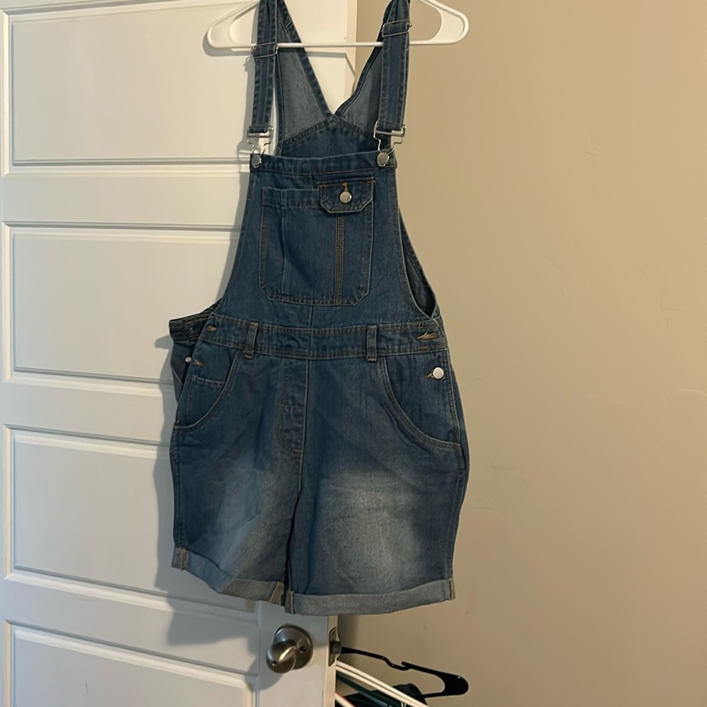 Cute overalls